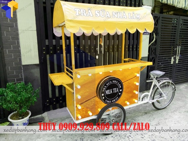xe dap ban tra sua via he