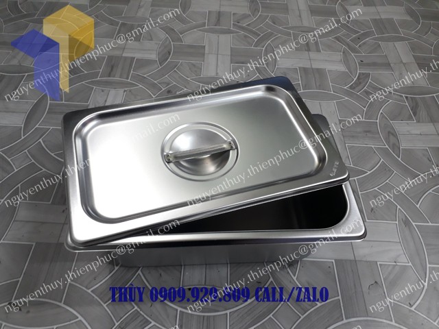khay inox dung thuc an