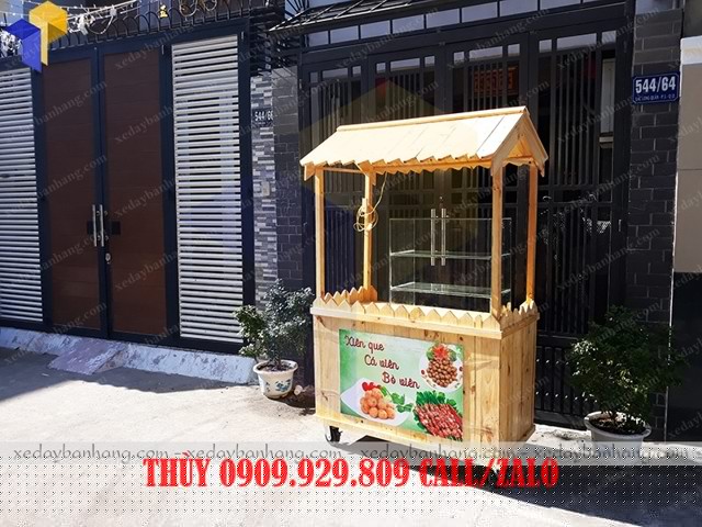 tu go ban thuc an nhanh